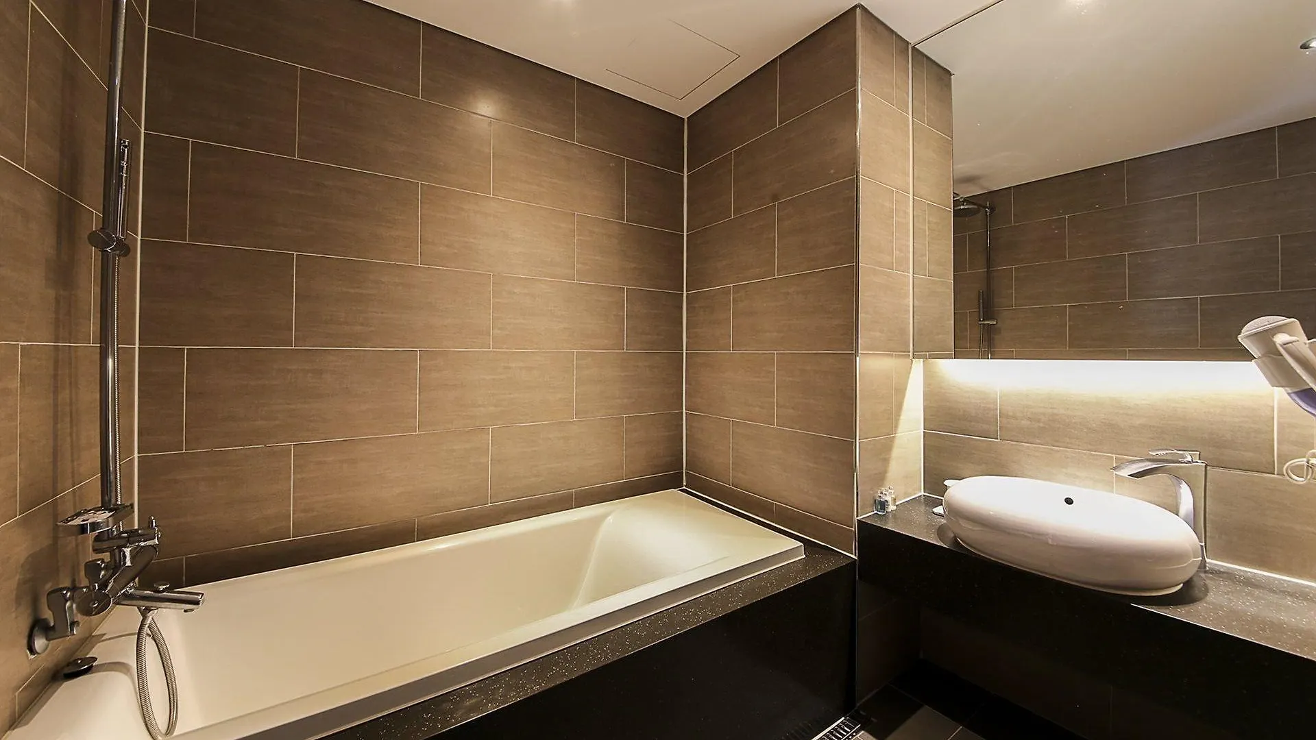 Benikea The Bliss Hotel Incheon 3*,